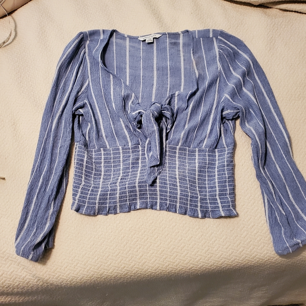 American Eagle Top (fits like a medium)